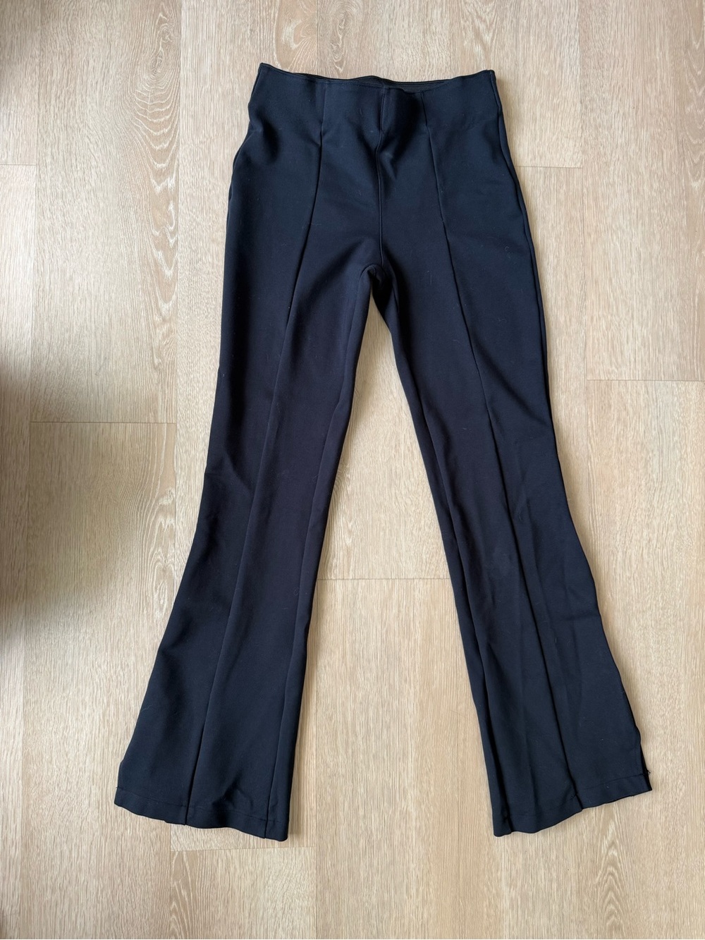 Abercrombie black trousers size S